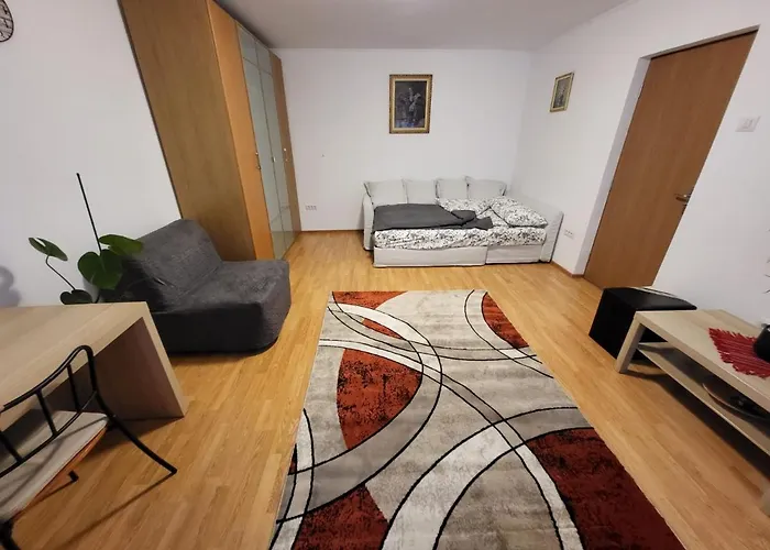 Appartement Large And Comfortable Mall Vitan Area