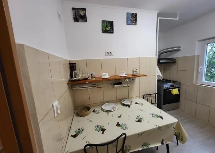 Appartement Large And Comfortable Mall Vitan Area *