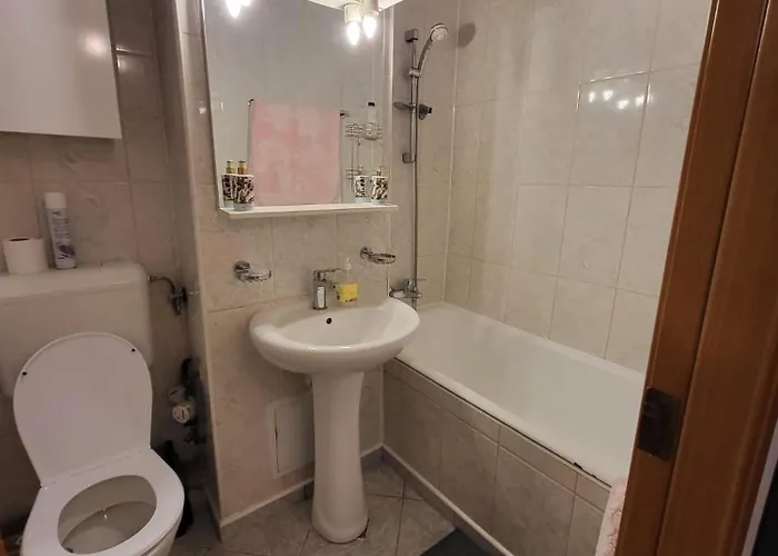 Apartament Large And Comfortable Mall Vitan Area Bukareszt