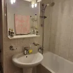 Apartamento Large And Comfortable Mall Vitan Area