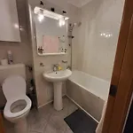 アパート Large And Comfortable Mall Vitan Area ブカレスト